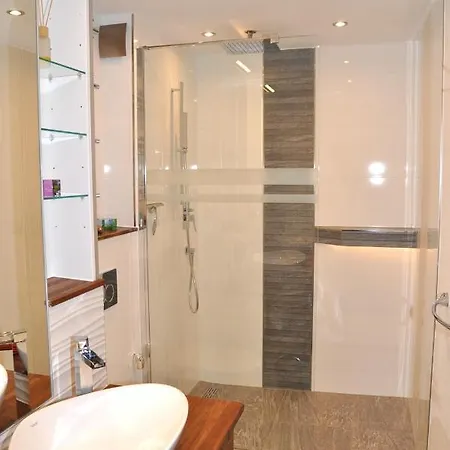 Sotsass A1 Apartment Scuol