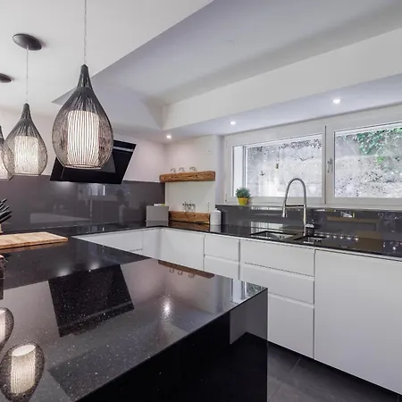 Apartment Sotsass A1